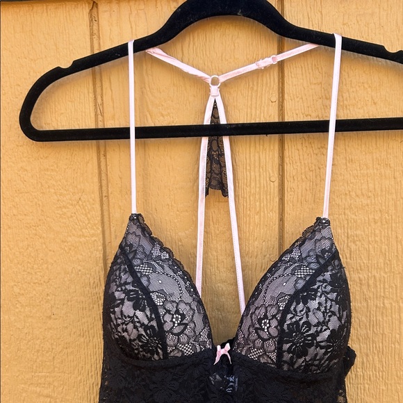 Linea Donatella Elegant Black And Light Pink Lace Chemise. Padded. Medium - Picture 3 of 14